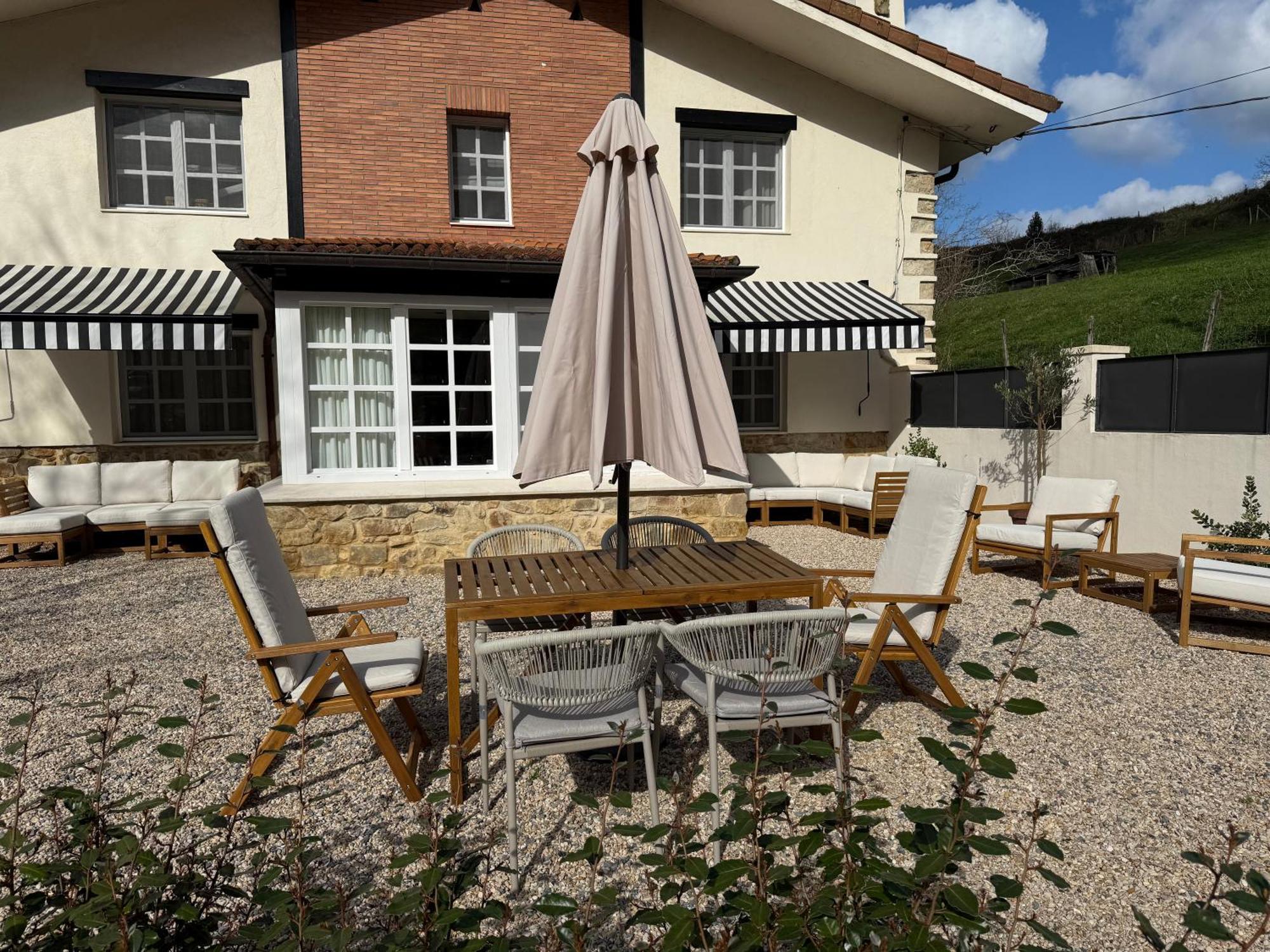 Gurah Boutique Apartments Бакио Екстериор снимка